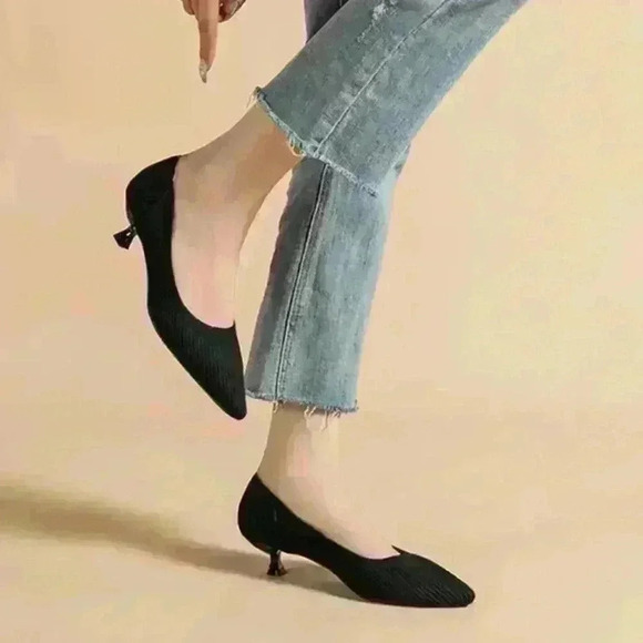 Vivaia Stella Kitten Heel - Size 9.5 | Chic, Comfortable, & Sustainable! 🌿 - Picture 5 of 15